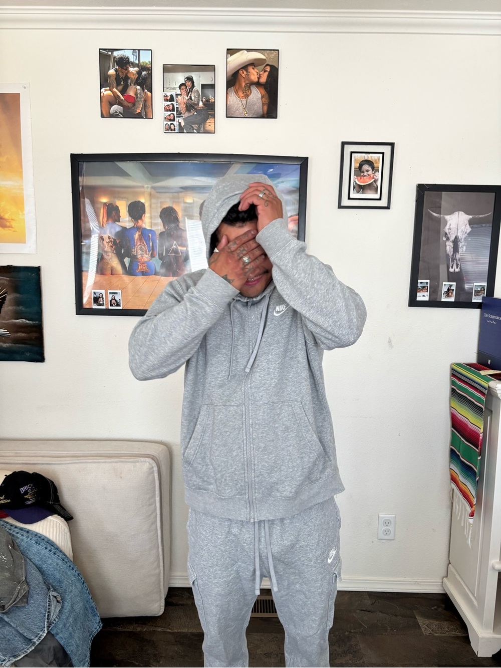 Nike Men’s Gray Zip-Up Hoodie with Logo